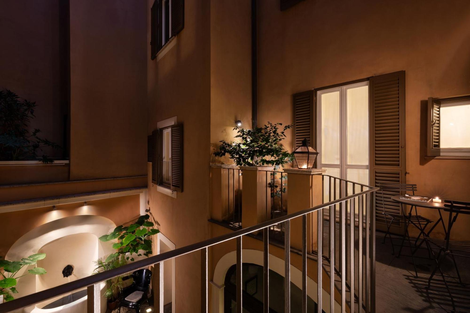 Palazzo Scanderbeg Rome Bagian luar foto